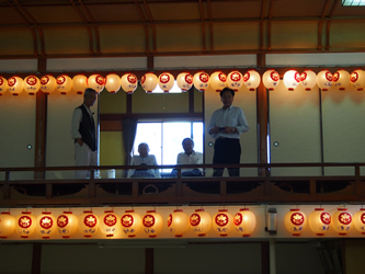 2�K�Ȃ����グ��